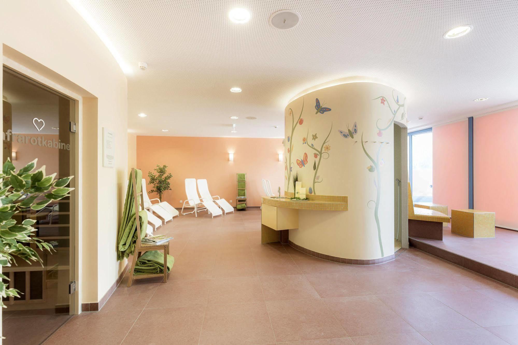 Jufa Hotel Stubenbergsee Екстер'єр фото